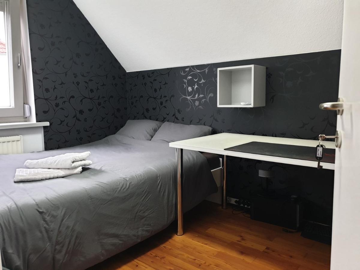 Town House Near Metro & Vienna City Center Экстерьер фото