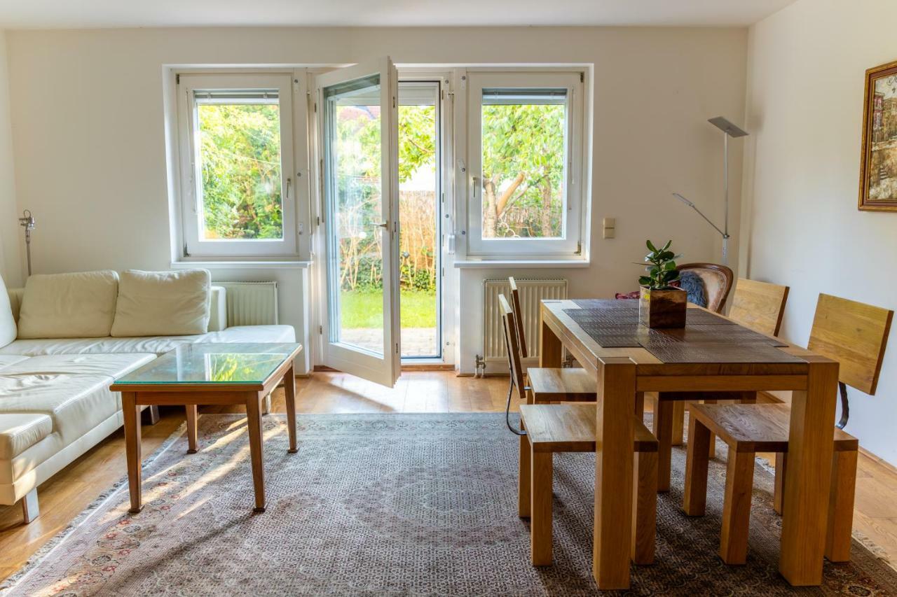 Town House Near Metro & Vienna City Center Экстерьер фото